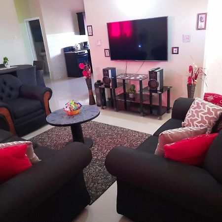בלאק ריבר Loodik Vacation Home Brompton Manor מראה חיצוני תמונה