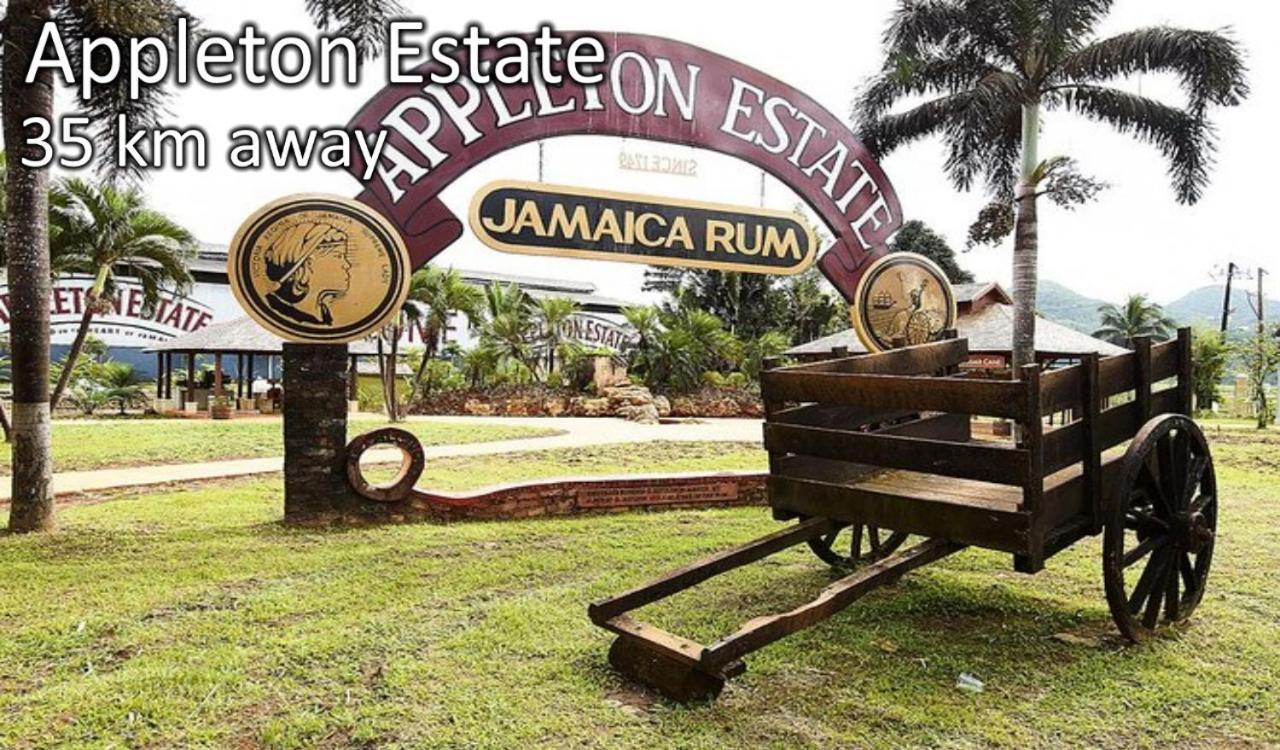בלאק ריבר Loodik Vacation Home Brompton Manor מראה חיצוני תמונה