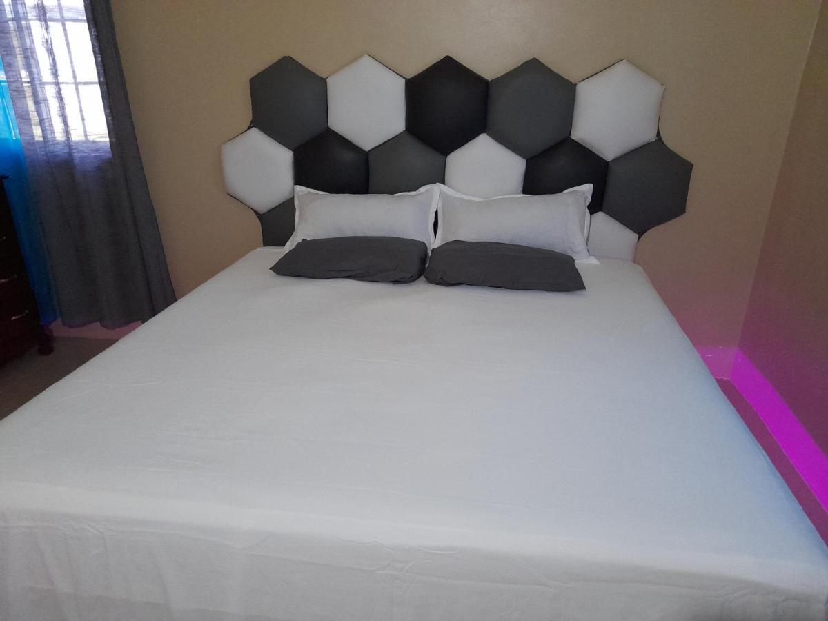 בלאק ריבר Loodik Vacation Home Brompton Manor מראה חיצוני תמונה
