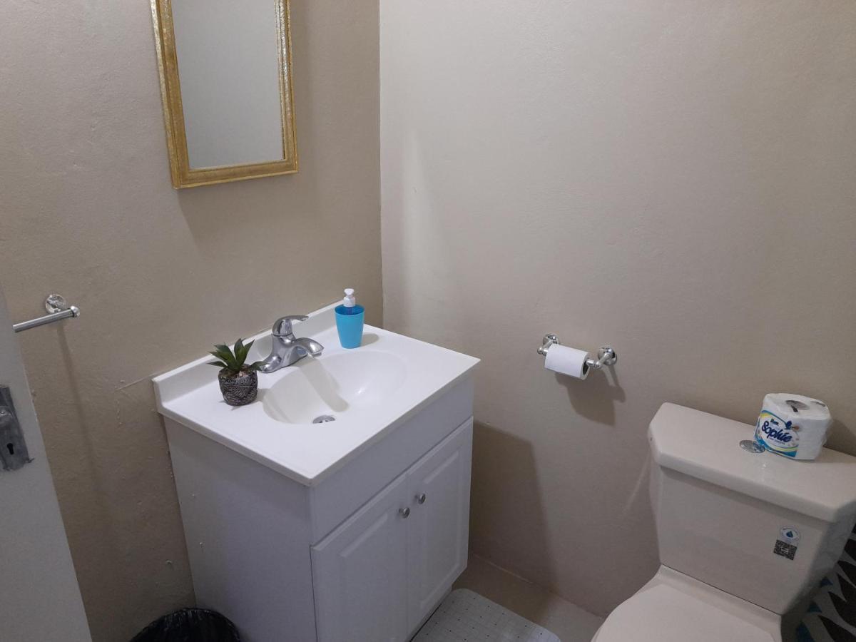 בלאק ריבר Loodik Vacation Home Brompton Manor מראה חיצוני תמונה